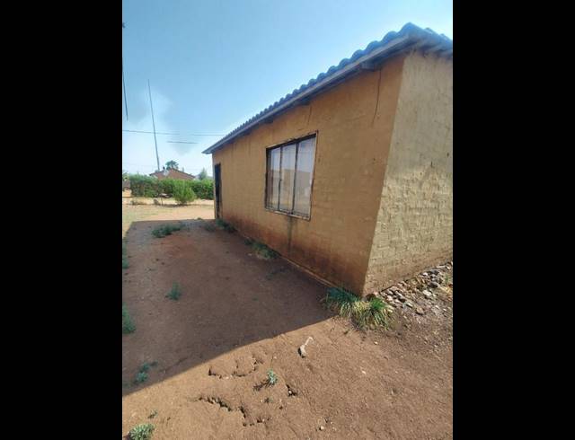 2 BEDROOM HOUSE FOR SALE IN SOSHANGUVE SOUTH